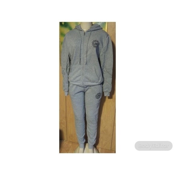 Gray Love Sweatsuit L - Picture 1 of 8